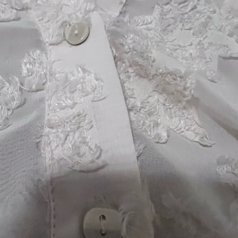 Zara Top 🤍 - Picture 3 of 5